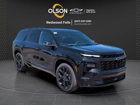 Used 2026 Chevrolet Traverse RS w/ LPO, Floor Liner Package AWD/4WD image 7