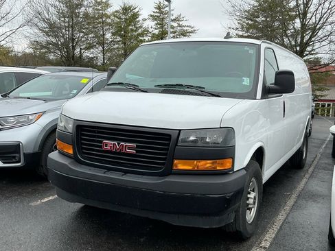 Used 2023 GMC Savana 2500 Extended w/ Driver Convenience Package image 2