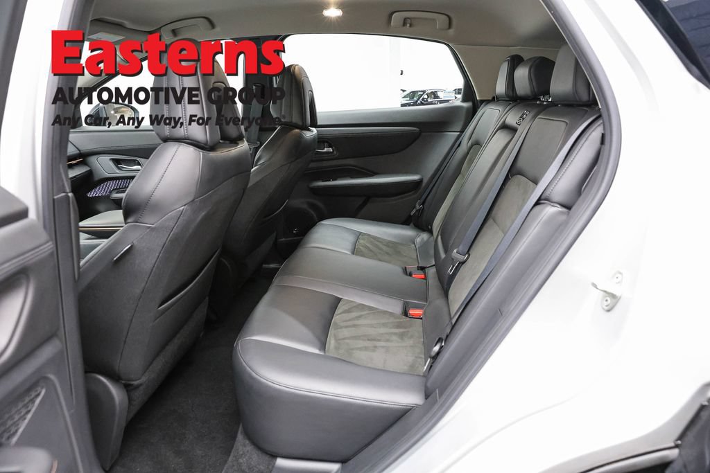 Used 2023 Nissan Ariya FWD image 21