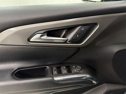 Certified 2025 Chevrolet Traverse LT image 23