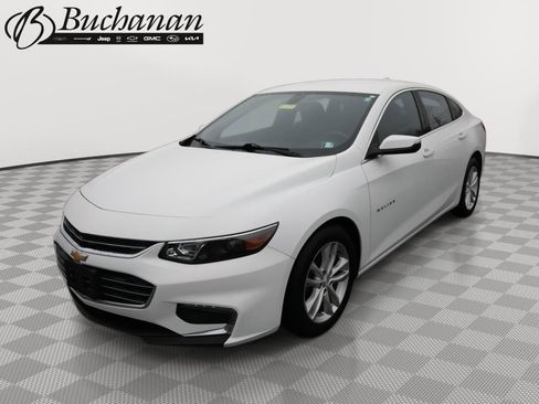 Used 2018 Chevrolet Malibu LT image 1