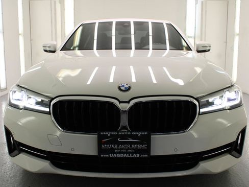 Used 2021 BMW 530i w/ Convenience Package RWD image 4
