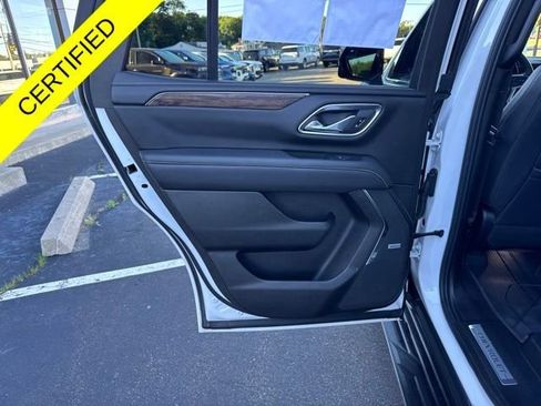 Used 2023 Chevrolet Tahoe Premier w/ Advanced Technology Package AWD/4WD image 23