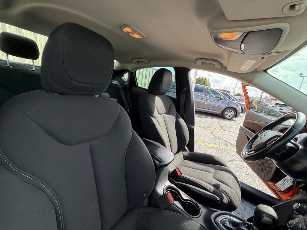 Used 2013 Dodge Dart SXT FWD image 24