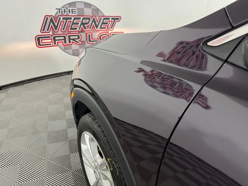 Used 2021 Buick Encore GX Preferred w/ Cold Weather Comfort Package image 23