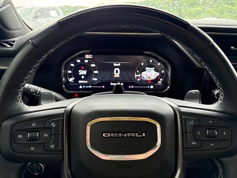 Used 2025 GMC Sierra 1500 Denali Ultimate AWD/4WD image 26