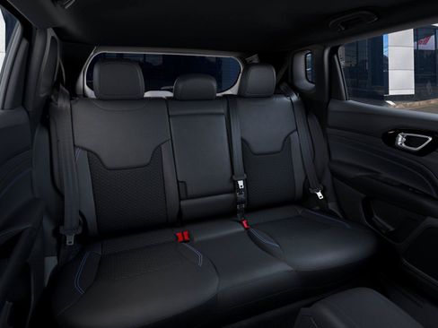 New 2026 Jeep Compass Latitude AWD/4WD image 15