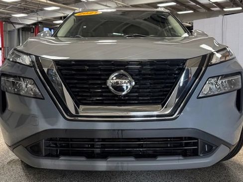 Used 2021 Nissan Rogue SV AWD/4WD image 2