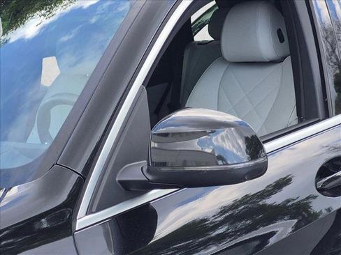 Used 2024 BMW X5 sDrive40i w/ Parking Assistance Package RWD image 20