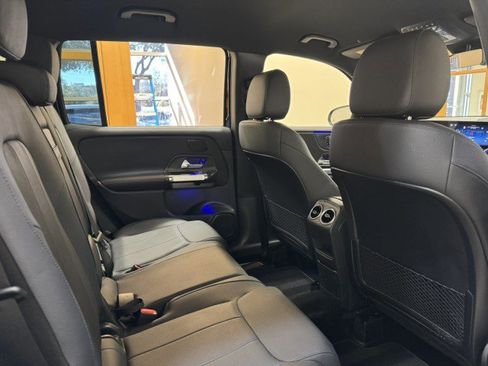 Used 2024 Mercedes-Benz GLB 250 w/ Exclusive Package image 15