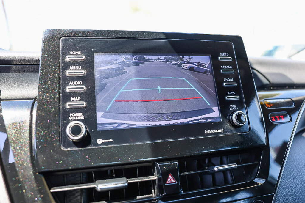 Used 2023 Toyota Camry SE FWD image 13