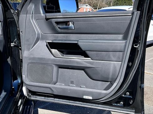 Used 2025 Toyota Sequoia Limited image 22