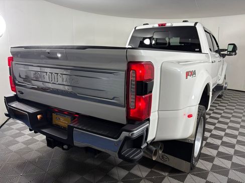 Certified 2025 Ford F450 King Ranch w/ Chrome Package image 7