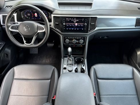 Used 2021 Volkswagen Atlas Cross Sport SEL image 13