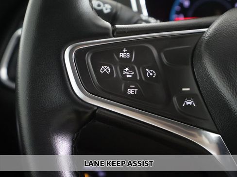 Used 2024 Chevrolet Equinox LT FWD image 3