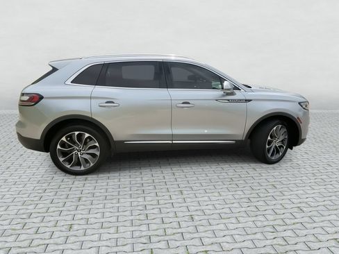 Used 2021 Lincoln Nautilus Reserve w/ Cargo Utility Package AWD/4WD image 9