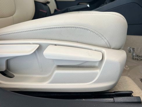 Used 2015 Volkswagen Jetta SE FWD image 18