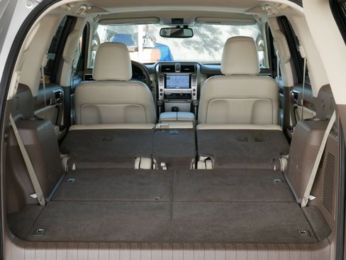 Used 2012 Lexus GX 460 image 35