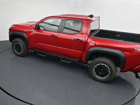 Used 2026 Toyota Tacoma TRD Off-Road AWD/4WD image 30