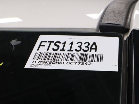 Certified 2020 Ford Explorer XLT w/ Equipment Group 202A image 38