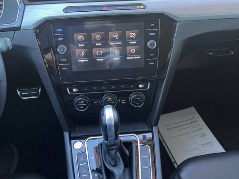 Used 2019 Volkswagen Arteon SE image 4