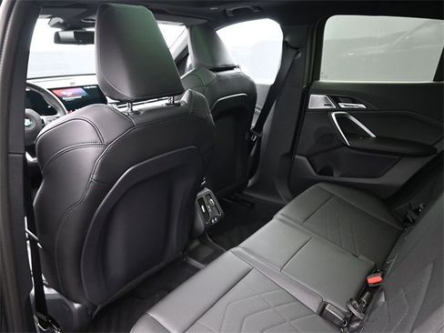 Certified 2025 BMW X2 xDrive28i w/ Premium Package image 23