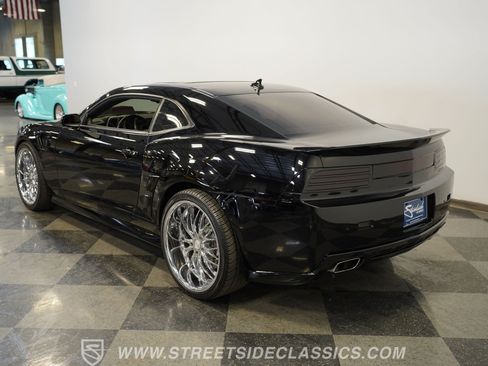 Used 2010 Chevrolet Camaro SS w/ RS Package RWD image 10