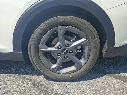 New 2026 Kia K4 FWD image 5