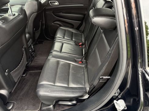 Used 2018 Jeep Grand Cherokee Limited w/ Luxury Group II image 30