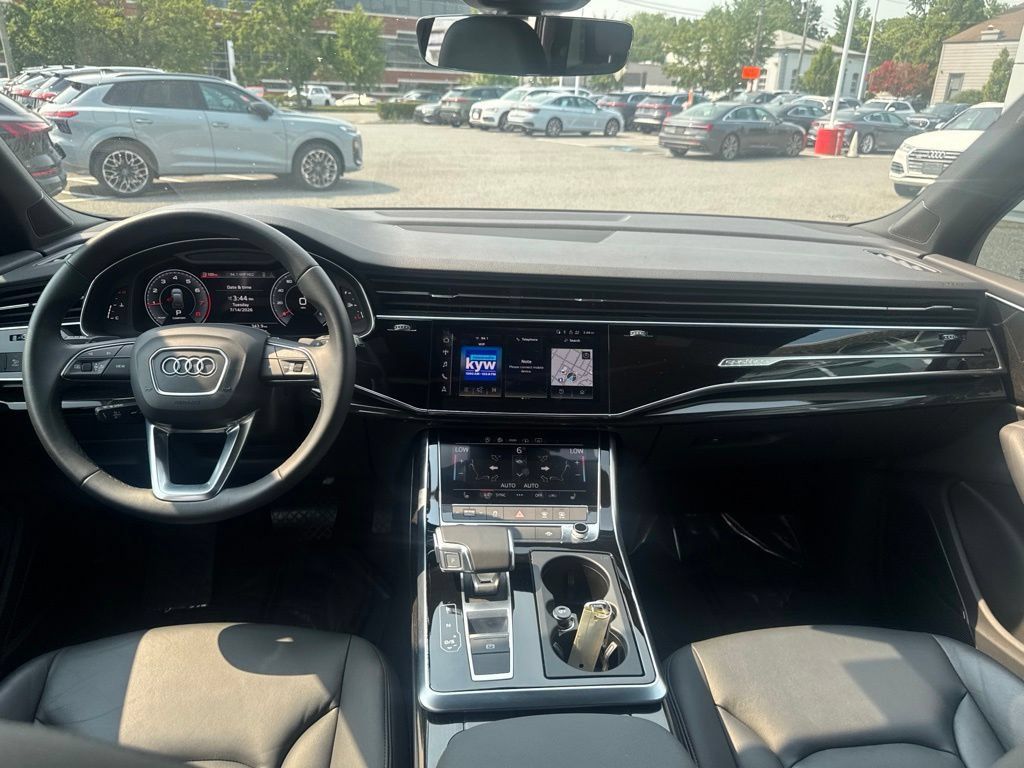 Used 2022 Audi Q7 3.0T Premium Plus AWD/4WD image 31