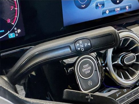 Certified 2025 Mercedes-Benz GLA 250 4MATIC image 13