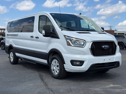 Used 2023 Ford Transit 350 XLT RWD image 2
