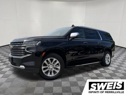 Used 2021 Chevrolet Suburban Premier AWD/4WD image 1