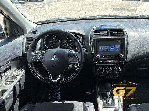 Used 2026 Mitsubishi Outlander Sport SE AWD/4WD image 8