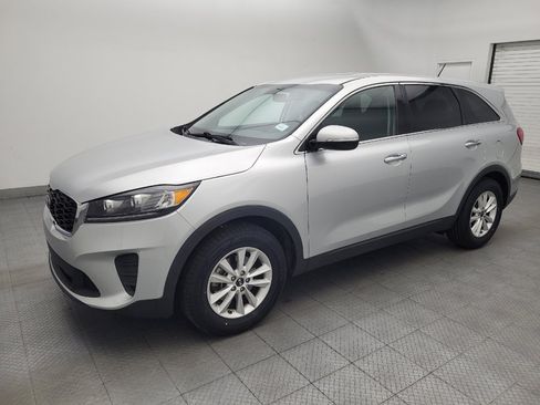 Used 2019 Kia Sorento L FWD image 2