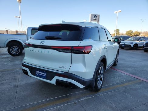 Used 2023 INFINITI QX60 Luxe w/ Cargo Package image 7