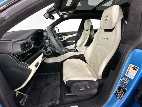 Used 2023 Lamborghini Urus S image 19