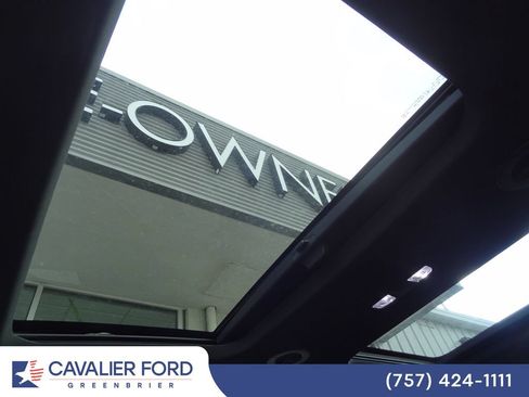 Used 2023 Chevrolet Traverse Premier w/ Redline Edition AWD/4WD image 8