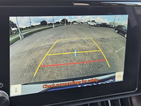 Used 2025 Toyota RAV4 XLE FWD image 19