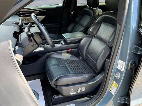 Used 2025 Lincoln Nautilus Reserve AWD/4WD image 23
