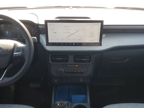 New 2025 Ford Maverick XLT w/ XLT Luxury Package image 25