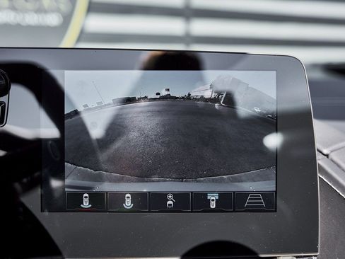 Used 2024 Chevrolet Corvette Stingray Premium Conv w/ Z51 Performance Package image 69