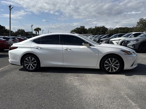 Used 2019 Lexus ES 350 image 6
