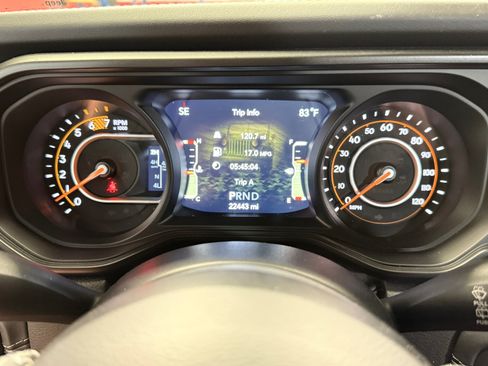 Certified 2025 Jeep Wrangler Unlimited Rubicon AWD/4WD image 26