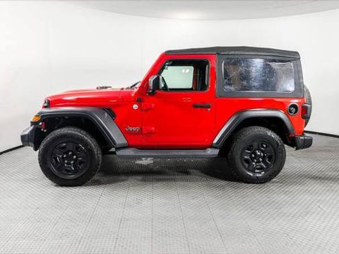 Used 2020 Jeep Wrangler Sport AWD/4WD image 3