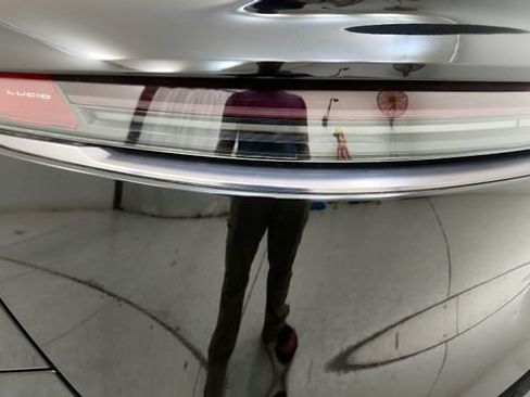 Used 2025 Lucid Air Touring AWD/4WD image 27