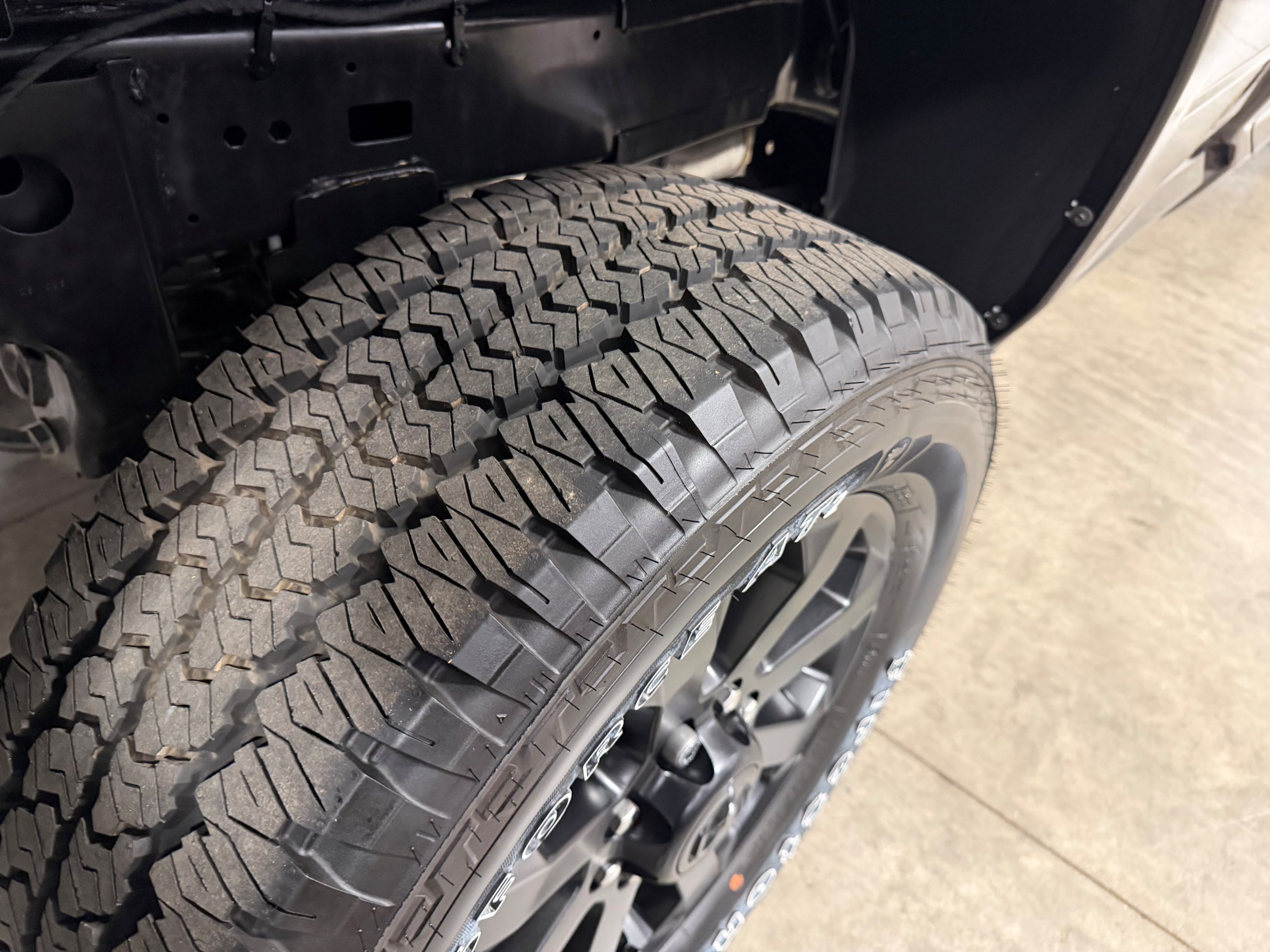 Used 2025 RAM 2500 Big Horn AWD/4WD image 20