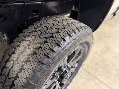 Used 2025 RAM 2500 Big Horn AWD/4WD image 20