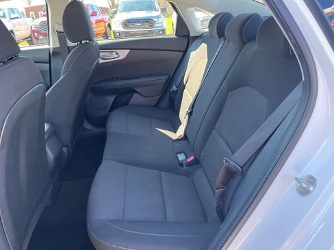 Used 2023 Kia Forte LXS w/ LXS Technology Package image 16