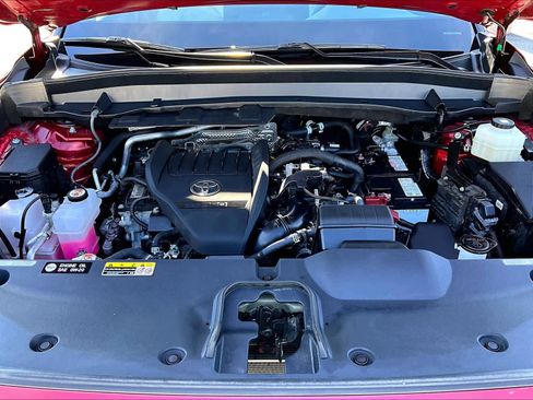 Used 2024 Toyota Grand Highlander XLE image 31